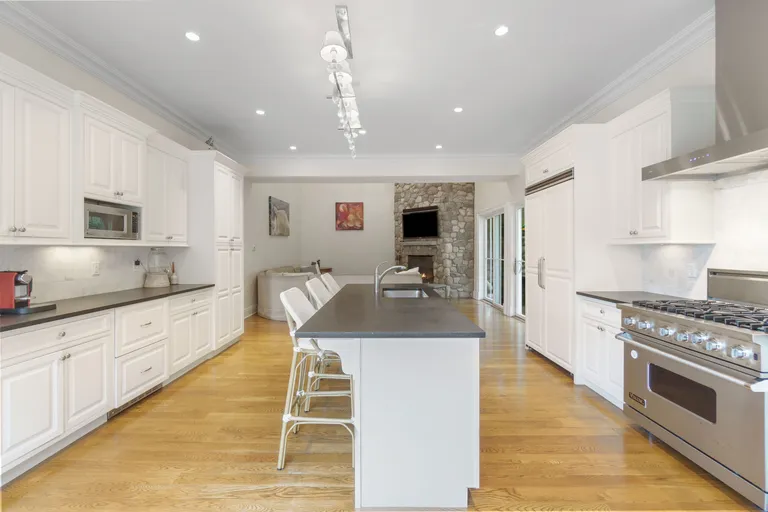 New York City Real Estate | View 320 Valley Road | Kitchen | View 10