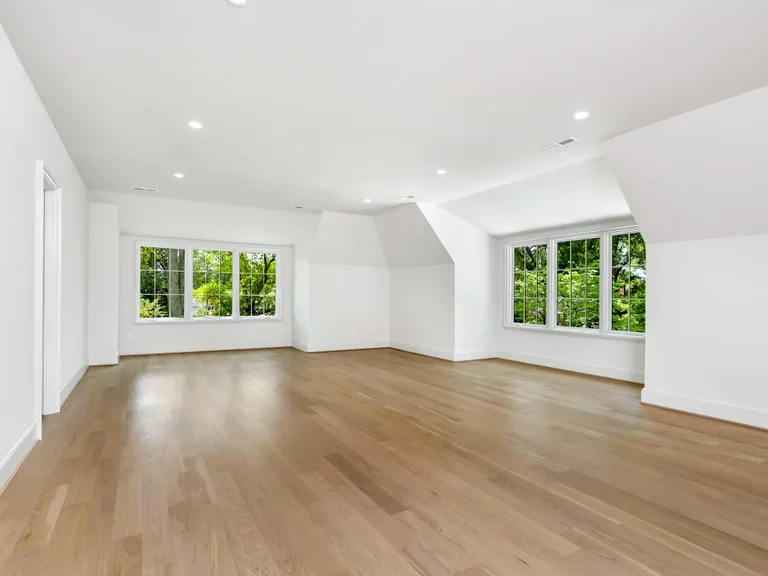 New York City Real Estate | View 2001 Queens Road W | Bonus Room | View 38