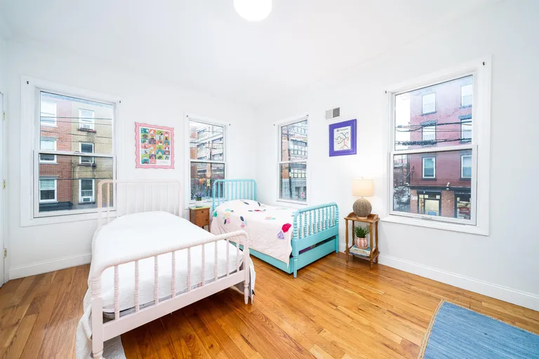 New York City Real Estate | View 122 Coles St Unit# 1 | room 12 | View 13