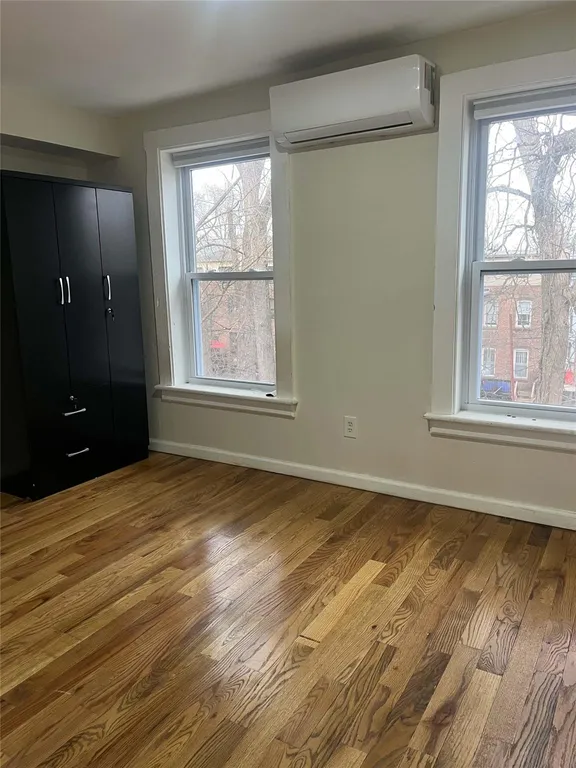 Rockland/Orange/NJ Real Estate | View 136 Johnston Street Unit# 2nd Floor | room 4 | View 5