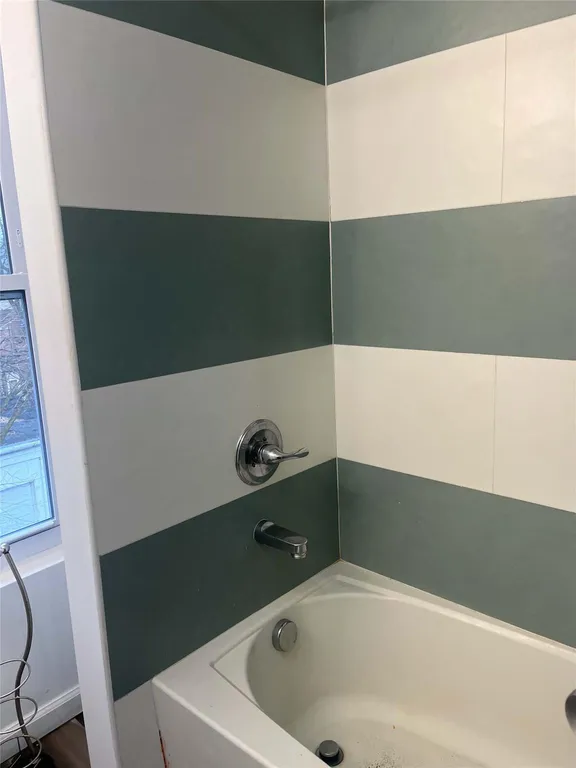 Rockland/Orange/NJ Real Estate | View 136 Johnston Street Unit# 2nd Floor | room 9 | View 10
