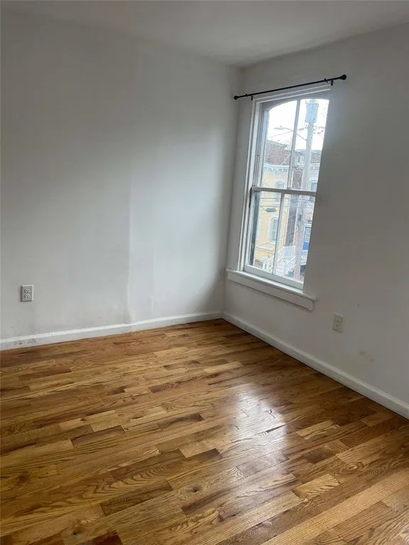 Rockland/Orange/NJ Real Estate | View 136 Johnston Street Unit# 2nd Floor | room 6 | View 7