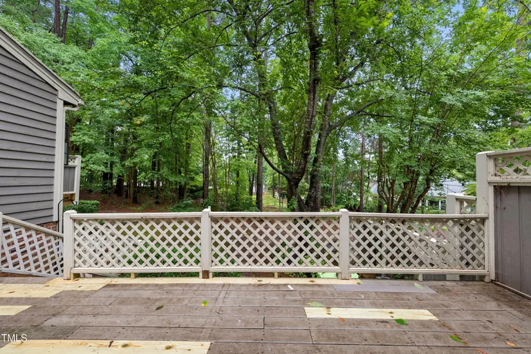 Raleigh, NC Real Estate | View 7504 Wellesley Park South | room 3 | View 4