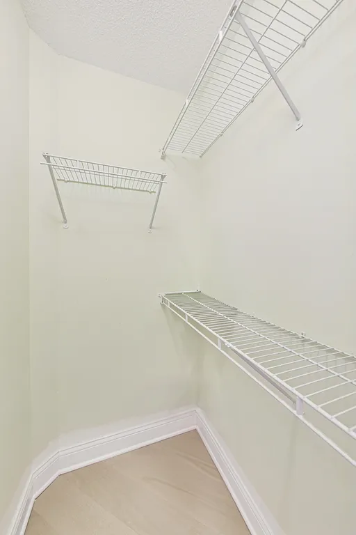 Chicago Real Estate | View 222 N Columbus, 1304 | room 13 | View 14