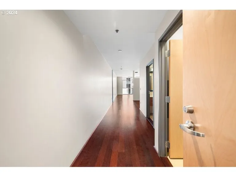 New York City Real Estate | View 1221 SW 10th Ave #1408 | room 4 | View 5