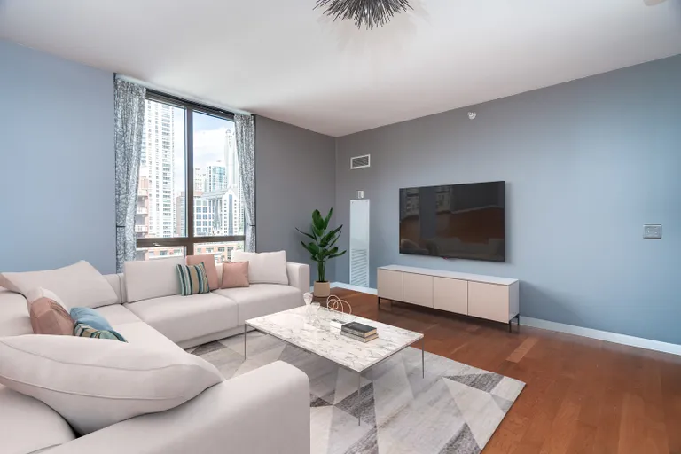 New York City Real Estate | View 635 N Dearborn, 1401 | room 2 | View 3
