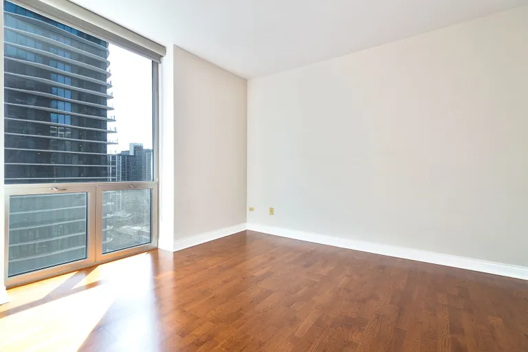 New York City Real Estate | View 222 N Columbus, 2108 | room 12 | View 13