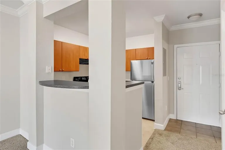 New York City Real Estate | View 202 E South Street Unit# 4048 | room 4 | View 5