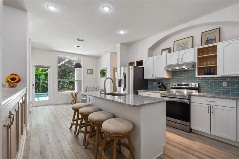 New York City Real Estate | View 13705 Via Roma Circle | room 17 | View 18