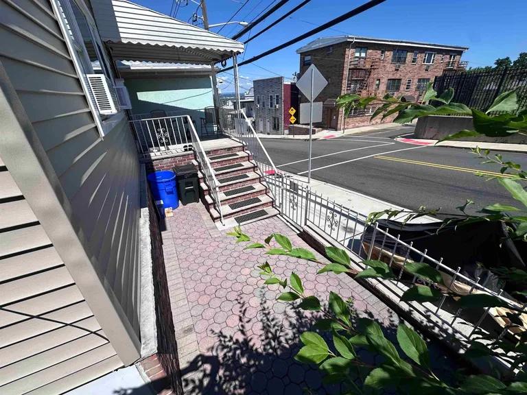 Jersey City/Hoboken Real Estate | View 1229 76th St | room 2 | View 3