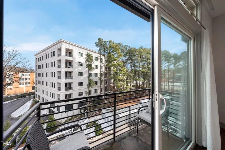 Raleigh, NC Real Estate | View 1300 St Marys Street #403 | room 21 | View 22