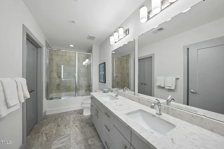 Raleigh, NC Real Estate | View 1300 St Marys Street #403 | room 7 | View 8