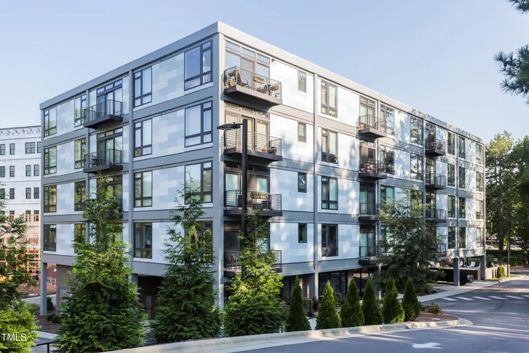 Raleigh, NC Real Estate | View 1300 St Marys Street #403 | 1 Bed, 1 Bath | View 1