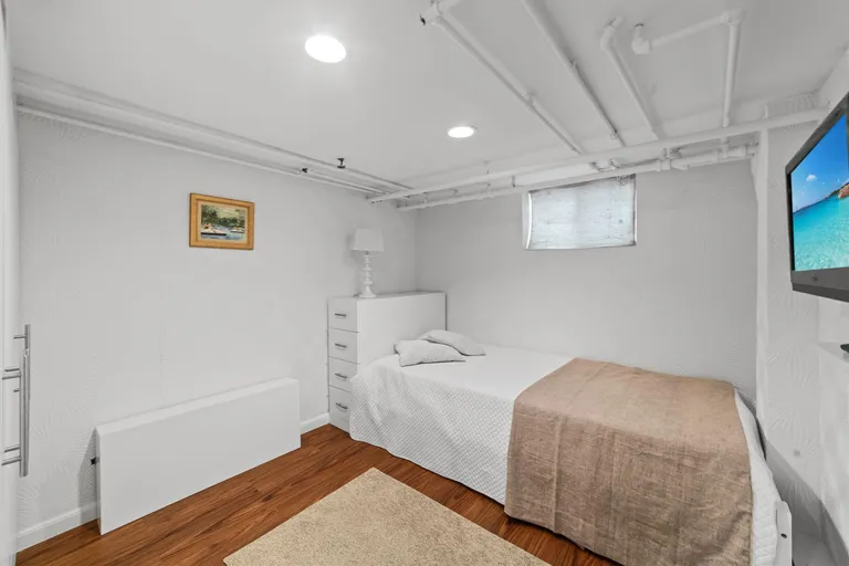 Westchester Real Estate | View 1 Hamilton Avenue | room 31 | View 32