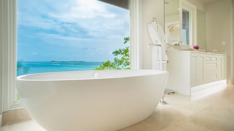 New York City Real Estate | View Reef House | Bathroom Tub | View 12