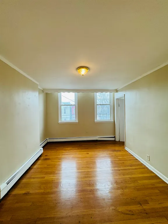 New York City Real Estate | View 166 Woodlawn Ave | room 2 | View 3