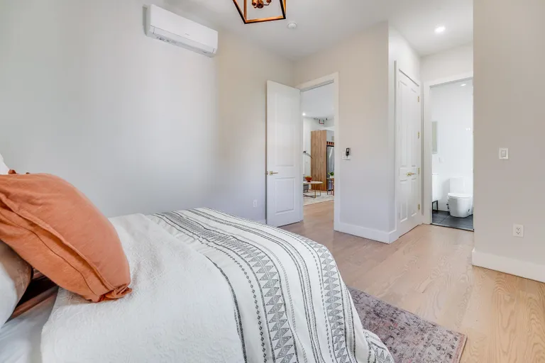 New York City Real Estate | View 146 Nelson Ave Unit# 2 | room 15 | View 16