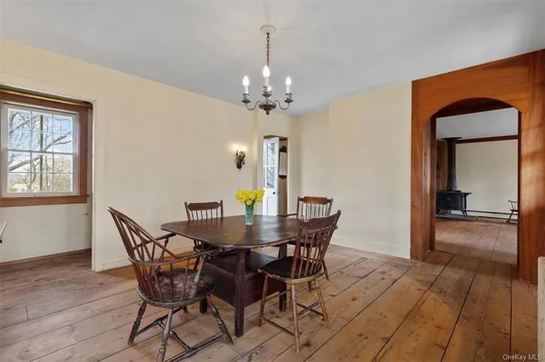 New York City Real Estate | View 29 Mount Pleasant Lane | room 3 | View 4