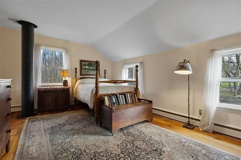 New York City Real Estate | View 29 Mount Pleasant Lane | room 14 | View 15