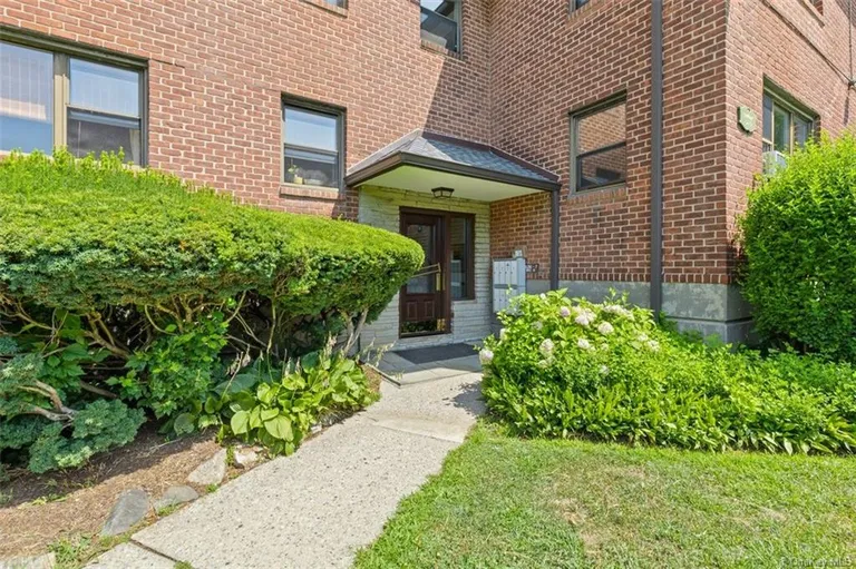 New York City Real Estate | View 154 Martling Avenue #Bldg 7-O6 | room 2 | View 3