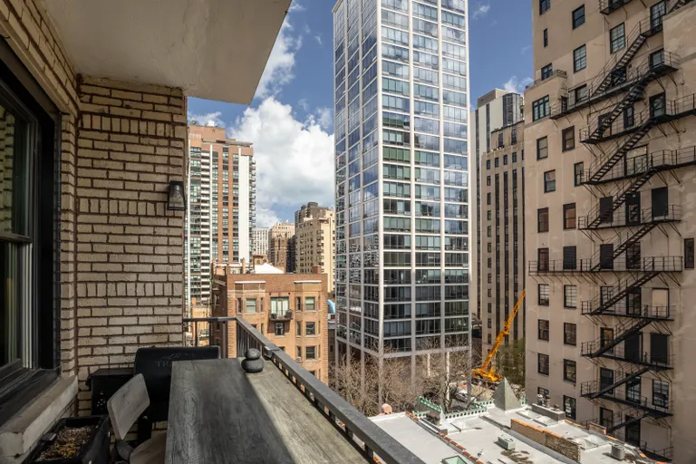 New York City Real Estate | View 1255 N State, 8J | room 21 | View 22
