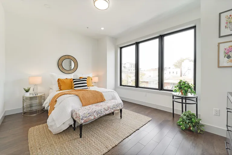 New York City Real Estate | View 252 Webster Ave | room 7 | View 8