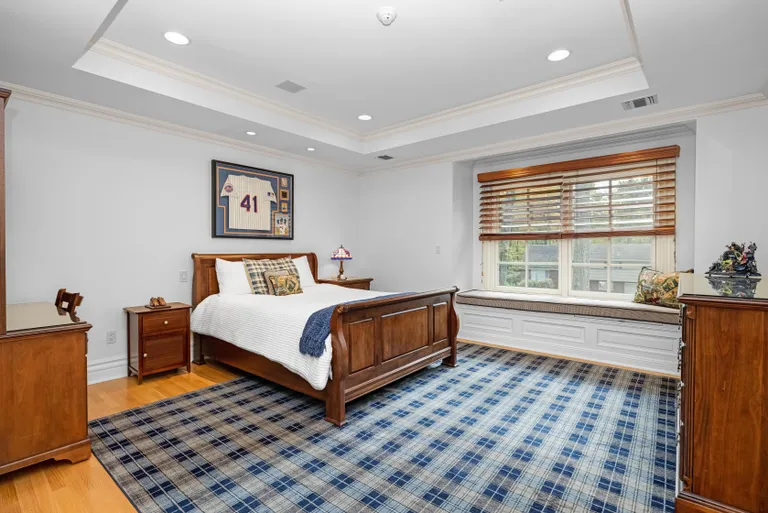 New York City Real Estate | View 27 Sheppard Drive | room 27 | View 28