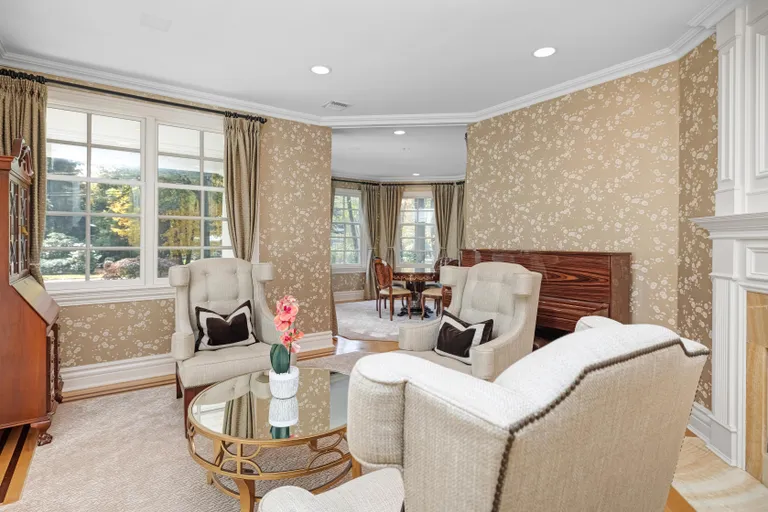 New York City Real Estate | View 27 Sheppard Drive | room 8 | View 9