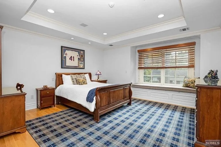 New York City Real Estate | View 27 Sheppard Drive | room 68 | View 69