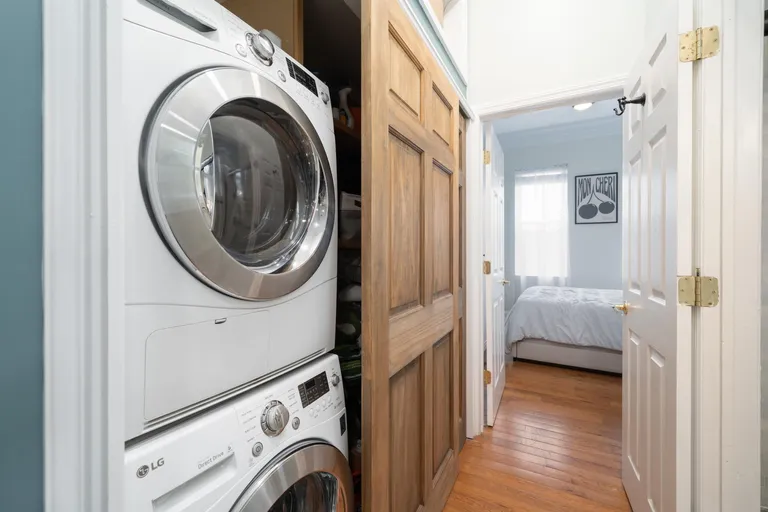 Jersey City/Hoboken Real Estate | View 207 Ogden Ave Unit#, 5 (3R) | room 4 | View 5