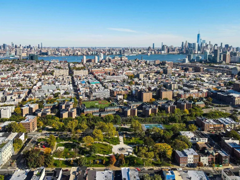 Jersey City/Hoboken Real Estate | View 207 Ogden Ave Unit#, 5 (3R) | room 22 | View 23