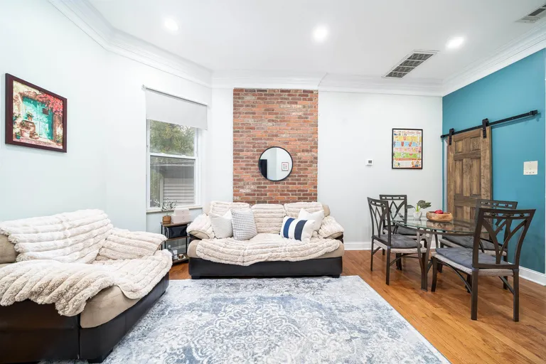 Jersey City/Hoboken Real Estate | View 207 Ogden Ave Unit#, 5 (3R) | room 1 | View 2