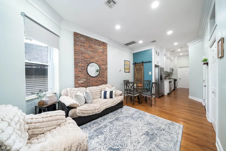 Jersey City/Hoboken Real Estate | View 207 Ogden Ave Unit#, 5 (3R) | room 9 | View 10