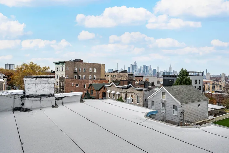 Jersey City/Hoboken Real Estate | View 207 Ogden Ave Unit#, 5 (3R) | room 18 | View 19