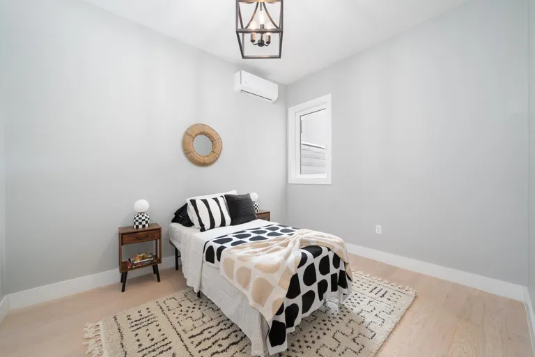 Jersey City/Hoboken Real Estate | View 22 Perrine Ave Unit# 2 | room 15 | View 16