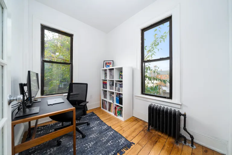 New York City Real Estate | View 28 Howard Pl | IMG-38 | View 33