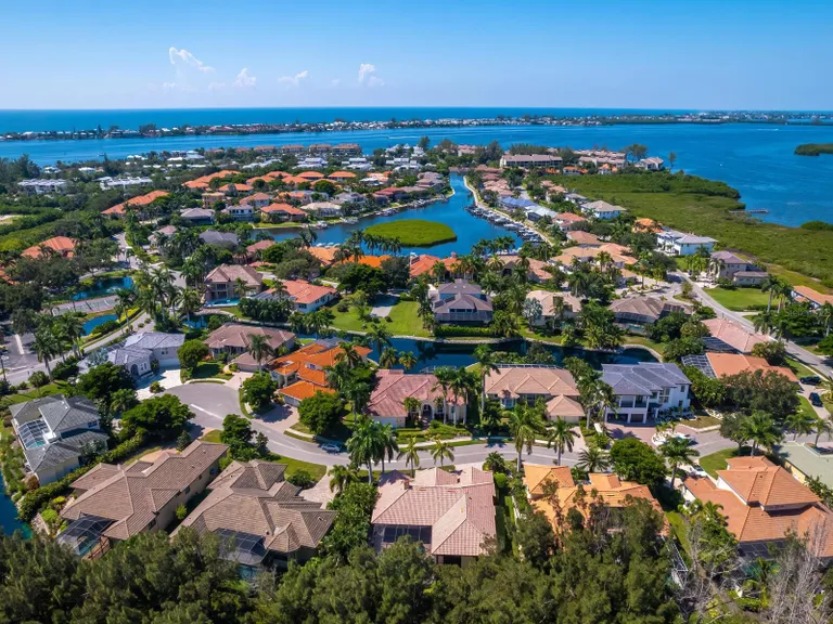 Sarasota/St. Petersburg Real Estate | View 12313 Baypointe Terrace | room 44 | View 45