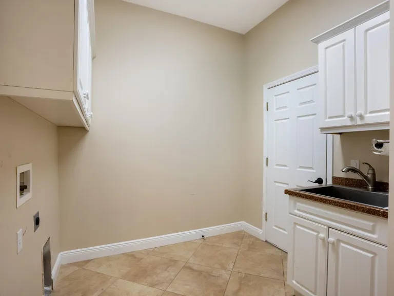 Sarasota/St. Petersburg Real Estate | View 12313 Baypointe Terrace | room 28 | View 29