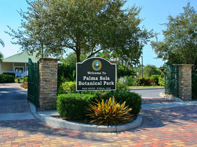 Sarasota/St. Petersburg Real Estate | View 12313 Baypointe Terrace | room 60 | View 61