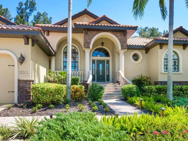 Sarasota/St. Petersburg Real Estate | View 12313 Baypointe Terrace | room 4 | View 5