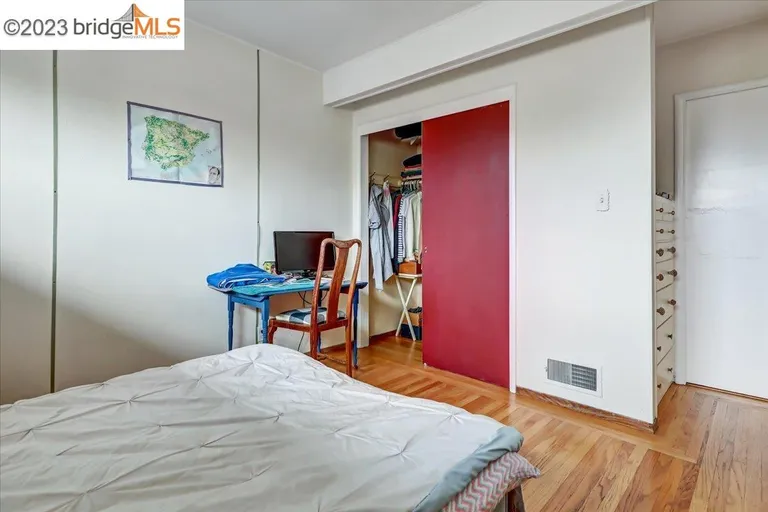 New York City Real Estate | View 1345 Ward St | room 7 | View 8