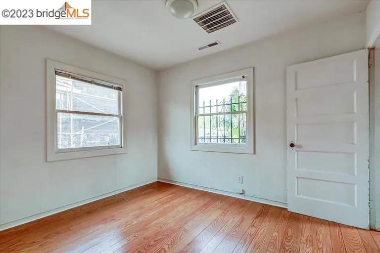 New York City Real Estate | View 1345 Ward St | room 27 | View 28