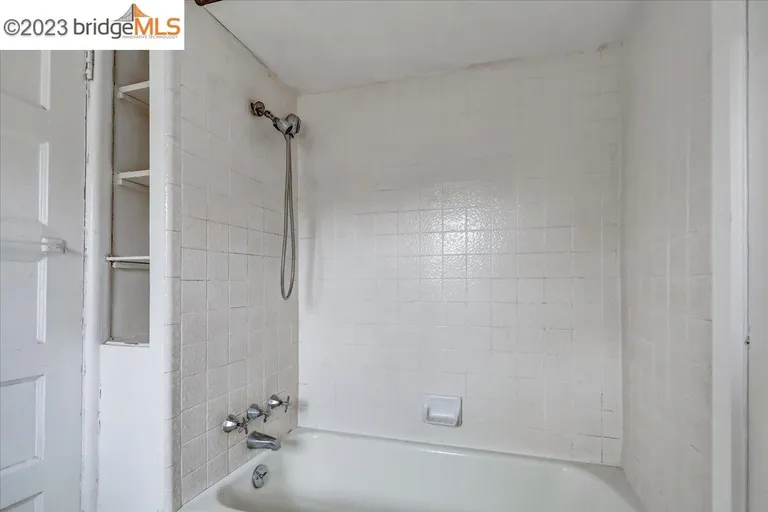New York City Real Estate | View 1345 Ward St | room 23 | View 24