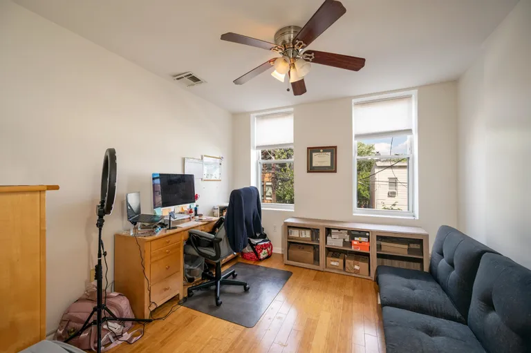 New York City Real Estate | View 249 New York Ave Unit# 201 | room 7 | View 8