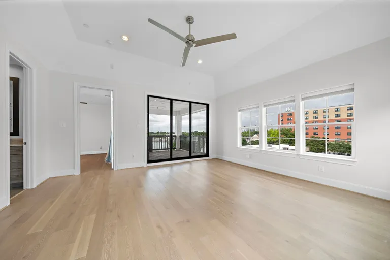 New York City Real Estate | View 320 W 20th Street | room 30 | View 31