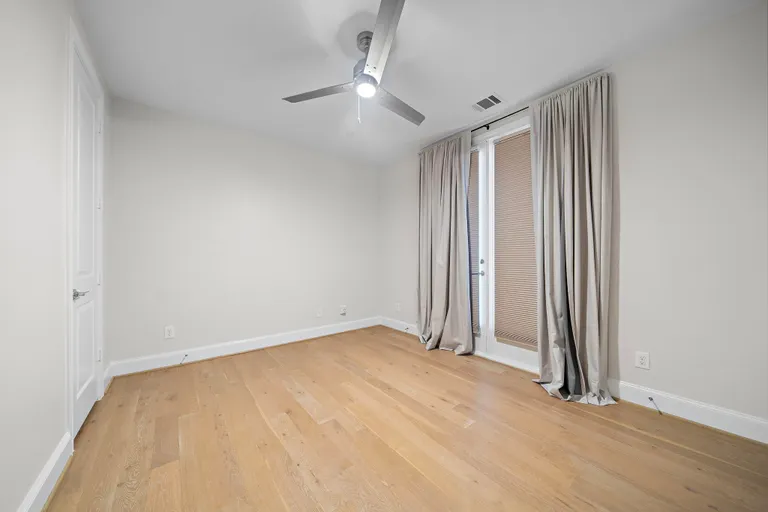 New York City Real Estate | View 320 W 20th Street | room 32 | View 33