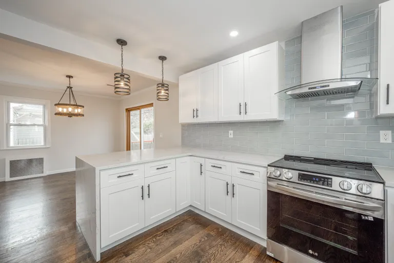 New York City Real Estate | View 32 Rippowam Road | MTZ_1583 | View 8