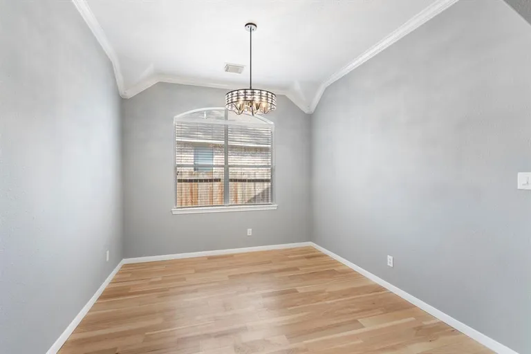 New York City Real Estate | View 118 N Archwyck Circle | room 7 | View 8