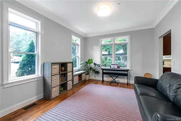 New York City Real Estate | View 2 Taylor Road | room 9 | View 10