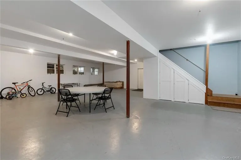 New York City Real Estate | View 2 Taylor Road | room 27 | View 28